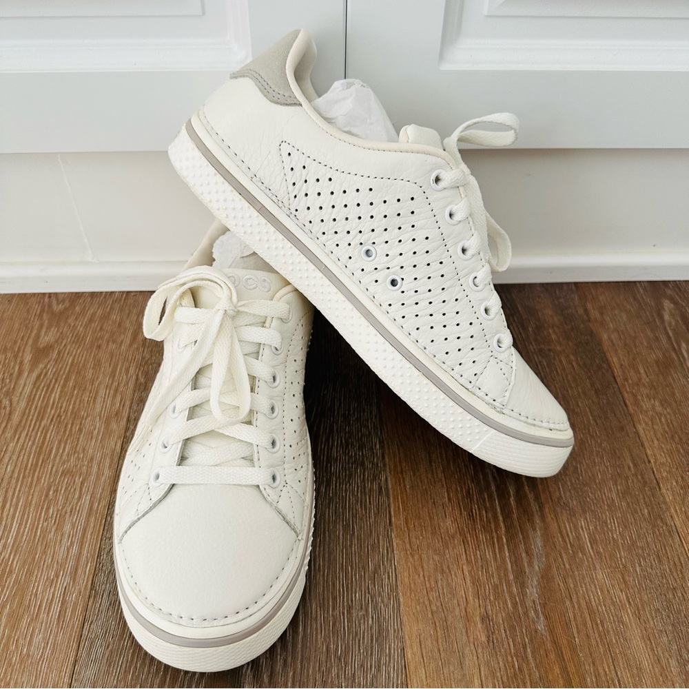 CROCS White Leather BOWEN Shoes Lace Up Sneakers 11370-11R Size Mens 8 Womens 10